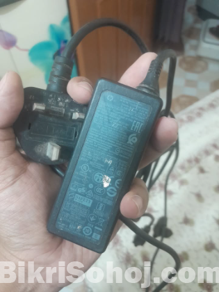 HP original power adapter 45W